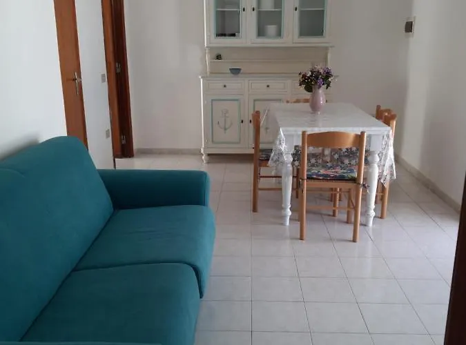 Tatil Evi Risveglio Marino - A 30 Metri Dal Mare Di Nora, Casa Confortevole *