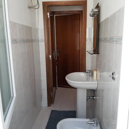 Holiday home Risveglio Marino - A 30 Metri Dal Mare Di Nora, Casa Confortevole *