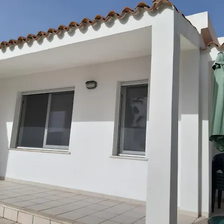 Risveglio Marino - A 30 Metri Dal Mare Di Nora, Casa Confortevole プーラ