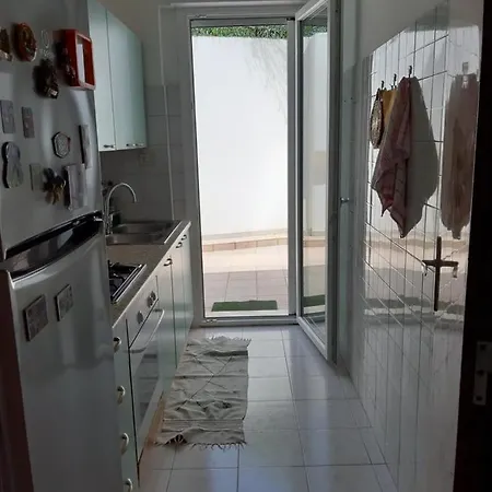 Dom wakacyjny Risveglio Marino - A 30 Metri Dal Mare Di Nora, Casa Confortevole